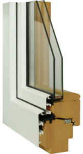 Modernes Holz-Alu-Fenster mit klassischem Design